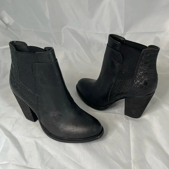 ALDO Western Snake Pattern Ankle Boots Black Genuine Leather Pull-On Size 6 - Picture 11 of 11